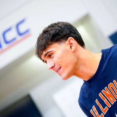 PillerAri's profile picture. 2029 | The University of Illinois Urbana-Champaign