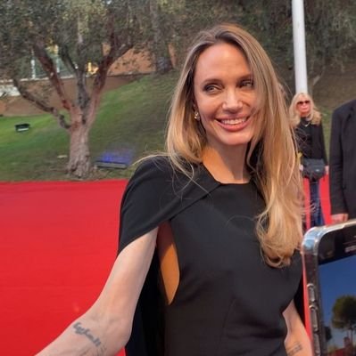 JungkookBTS650's profile picture. AMERICA ACTRESS AND FILMMAKER