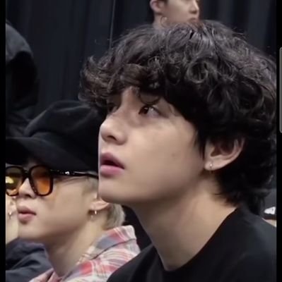 loVetaehyungiex's profile picture. for taehyungie & @BTS_twt🤍
biggest 𝓵𝓸𝓿𝓮 𝔀𝓲𝓷𝓼 𝓪𝓵𝓵 enthusiast~