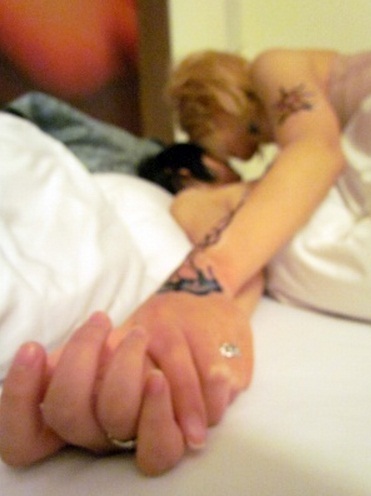 ทวิตแต่รูปวาย มีทั้งnc+ ใสๆ น่ารัก โหดๆ 18+ รับไม่ได้ อันฟอล เลยฮ่ะ! :). แอดมินหื่นฮะ เป็นแมวน้อยของ @nc_Ffs ^^