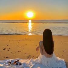 Monica861021's profile picture. 