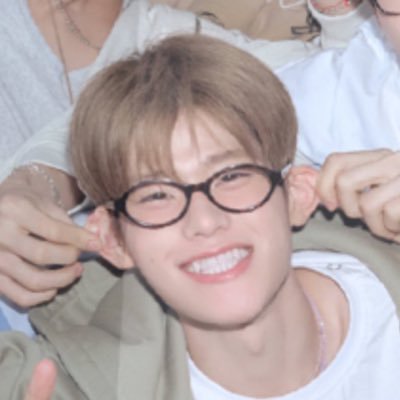 kkikkibdayparty's profile picture. #소희 #SOHEE by. @loveso_sh