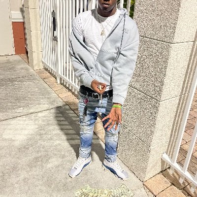 Realyfa's profile picture. FL
407-772
LongLiveDaGuys