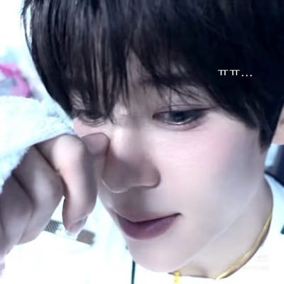 absorpsion's profile picture. i don’t play about onri