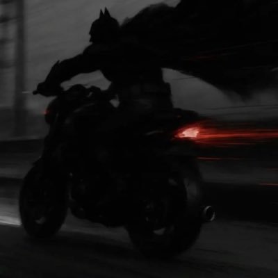 LOVELAKESHOW's profile picture. 🦇x🏀