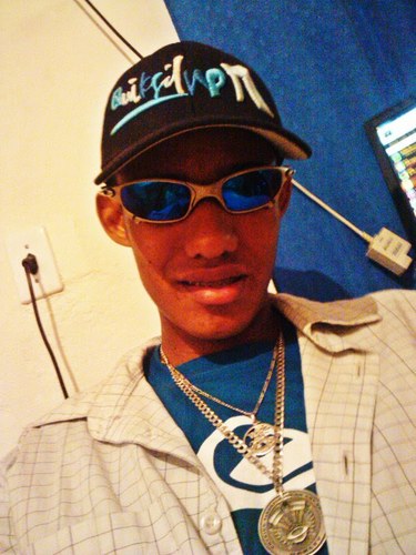 MAL0QUEIRO NATO MLK U1000D
SEM MAIS SIGO QUEM ME SEGUE