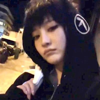 ARYELMGS's profile picture. maconha é pa fuma não p ficar tirando ft ou vc é garoto propaganda da biqueira