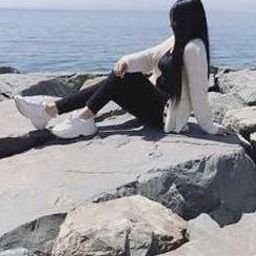 Ymwuiwer390585's profile picture. 