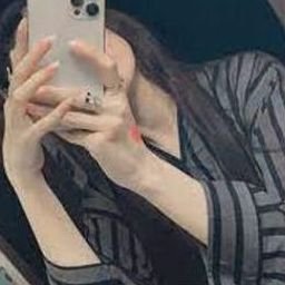 Orvwuiha243122's profile picture. 湖面に映る夢の風景 🌊