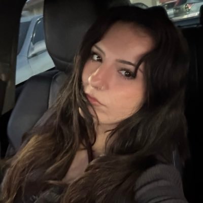 britney_graay's profile picture. ≽^•⩊•^≼