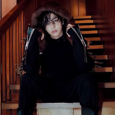 BlacklistKingRZ's profile picture. Parody.