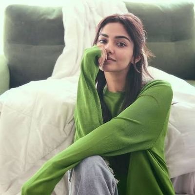 LivingTricks_'s profile picture. Smart, simple hacks for better living.