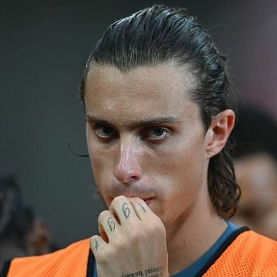 Malik_0404's profile picture. It's either Arsenal or Arsenal❤🤍