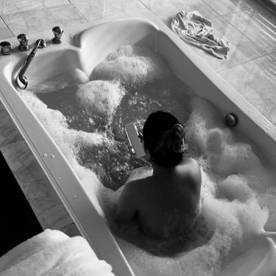 powermanswg's profile picture. ชาย 43 หญิง 36 ชอบแช่น้ำ ฟังเพลงดี ๆ และบทสนทนาที่มีเคมี ไม่รีบ ไม่ร้อน แค่ชอบคนที่เข้าใจ vibe เดียวกัน ถ้าคลื่นตรงกัน…เราคงคุยกันรู้เรื่องโดยไม่ต้องพูดเยอะ