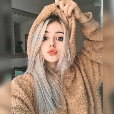 SYNTHTOPIA70679's profile picture. 