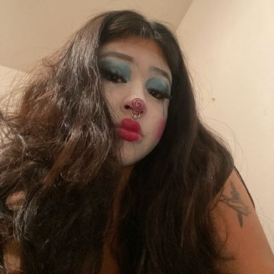 slan0fg0dhand's profile picture. silly & evil