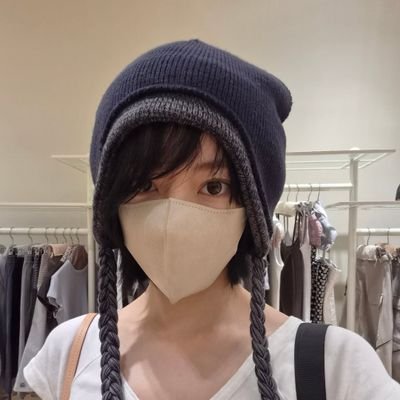 Terongbelanda__'s profile picture. 150/40 | orangnya gak jelas