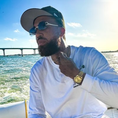 Robbo_Brilliant's profile picture. Artist | Father |  @recordingacademy member | Featured on Fox 2 News & KMOV News 4