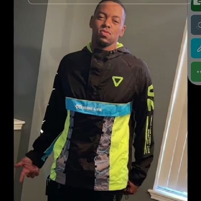 Richardree62074's profile picture. 