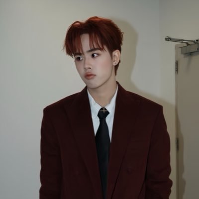 amnanut's profile picture. 