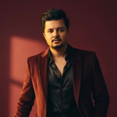 IMAGHAMUQEET's profile picture. Outside the boardroom, I’m passionate about e-commerce, innovation, strategy, and creative design.