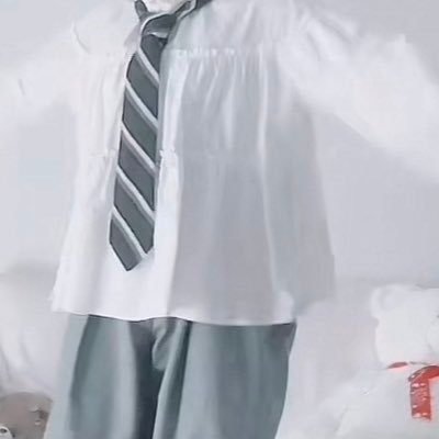 bio_pinkziizi's profile picture. FJK 星槎 2007 12.22 持病 ♡起立性調節障害（OD症候群） ♡起立性低血圧 ♡双極性障害 ♡精神疾患 ♡笑顔鬱病 ♡酸素欠乏症候群 ୨୧┈┈┈┈┈┈┈┈┈┈┈┈┈୨୧⑅* 情緒不安定すぎるから、 すぐ低浮上なる。 🚹×(( トラウマがあって男の人苦手です 慣れたら普通に話せます(コピペ)