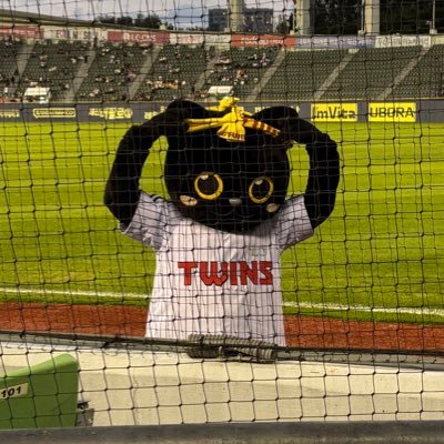 lgtwins_my's profile picture. 올해도 나 한번 믿어봐 ᵔ︡⌔ᵔ︠