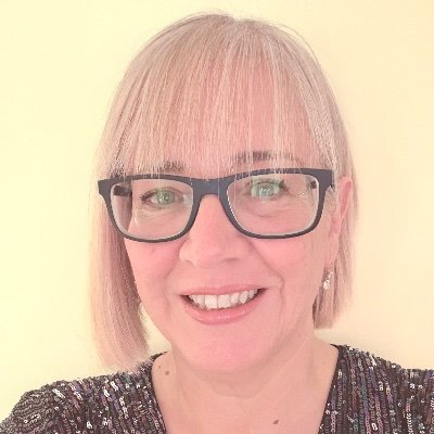 MandyMangham's profile picture. 