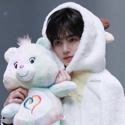 BARA_LLY's profile picture. only zhabghao