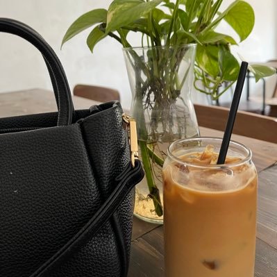 yourgurl09_'s profile picture. life is unpredictable