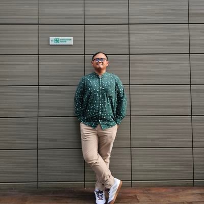 Neunelfer_'s profile picture. What can I say about this beautiful and cruel world?