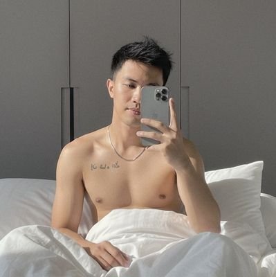 ohdamnitsarchi's profile picture. getting hurt is inevitable, so as dying.

♌️