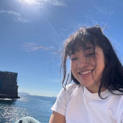 radometre's profile picture. ingénieure mais pas une génie par contre je suis géniale