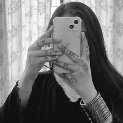 khush_i9851's profile picture. 