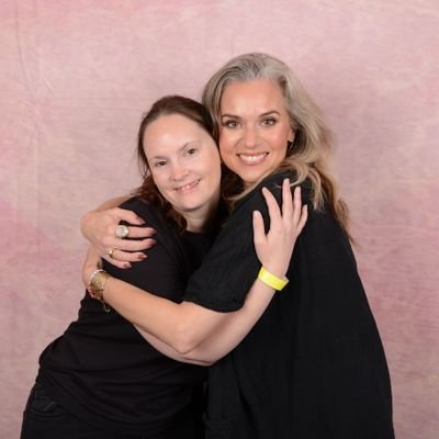 bvsantenmeester's profile picture. librarian . 📚 music Taylor,the weeknd coldplay..cinema animals  charmed oth buffy dh one Chicago ouat ER friends arrow  supernatural Lucifer  greys anatomy .OL