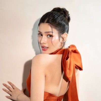 redstainedch's profile picture. azr-centric