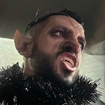 iamthimartins's profile picture. MAYHEM 🖤 - Little Monster | @ladygaga liked 1x ♡