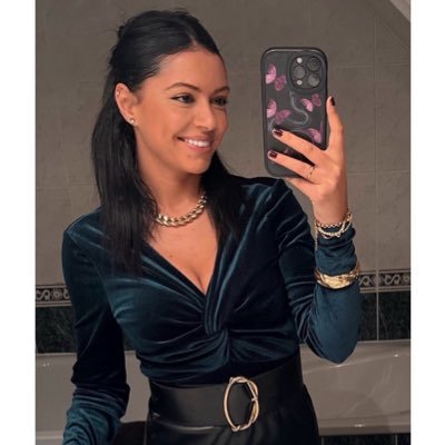 sab2saab's profile picture. - Paris. 📍 ♥️💙 🇹🇳