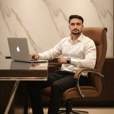 TheAnkit97's profile picture. सबसे ख़तरनाक होता है
हमारे सपनों का मर जाना...