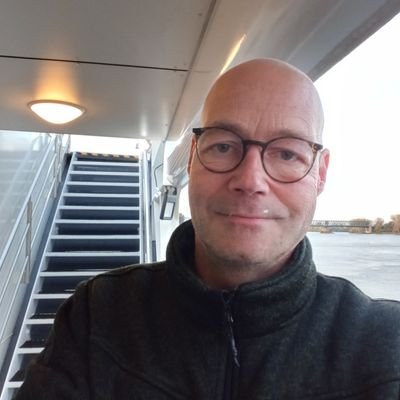 todeze's profile picture. | Vilsteren | Dagvoorzitter | Liberaal | Is graag de liberale advocaat binnen de @vvd |