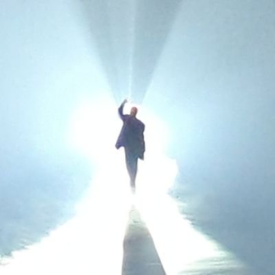 DNCcteoSweOiqSA's profile picture. TAEYANG/BTS