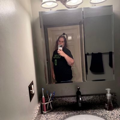 ashleys45527546's profile picture. aces ♠️♦️is my favorite wnba team. and nba team Boston Celtics ☘️☘️☘️ and Boston bruins. 😛😻and vols. 🍊🧡football
