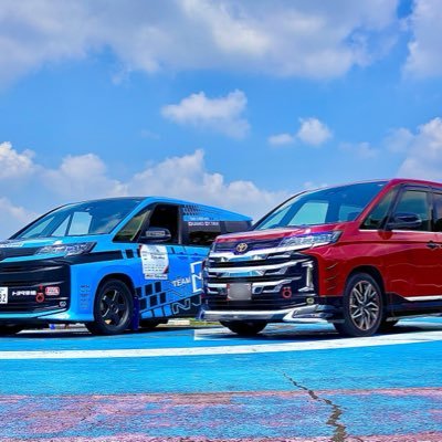 NEKO＊赤×黒ツートンノア(シナンジュ号) (@NOAH_90_NEKO