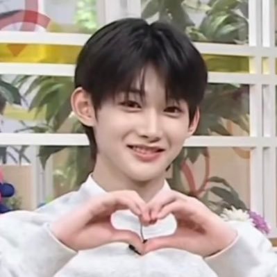 mangbin9's profile picture. 