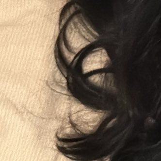 imustapol0gise's profile picture. du mal à m’ouvrir, je sais ? du mal à changer mais j’essaye ? je suis quelqu’un qui me dégoute grave d’ailleurs vrmt