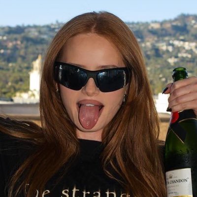 sonzapetsch's profile picture. Madelaine Petsch 1994 ♡
