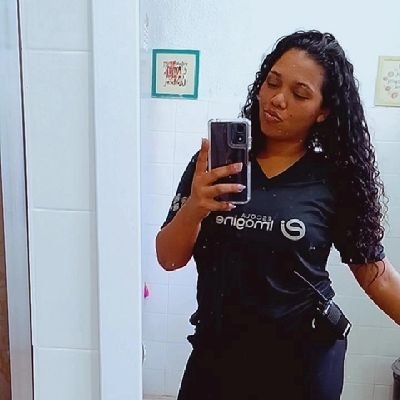 thayna670171619's profile picture. 