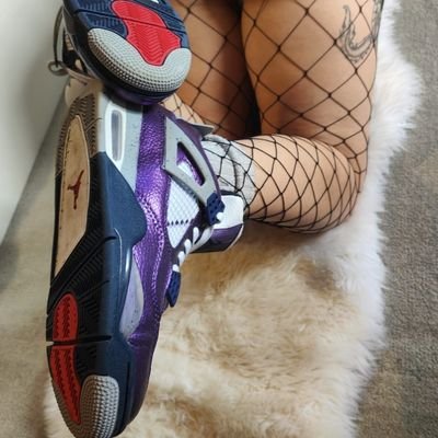 charmer1881's profile picture. London Fashion Week Designer 2023 creating Custom Art on footwear, accessories & clothing ✨️ 
Instagram: Custom_kix1881 
email: Customkixdesigns@gmail.com