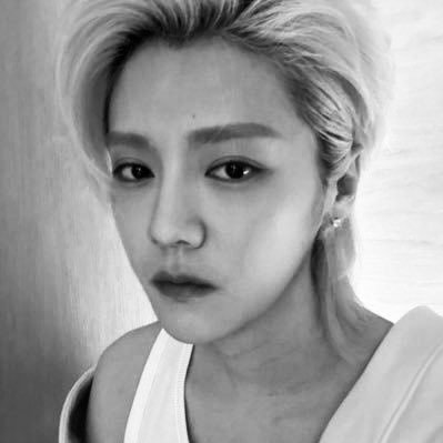 rakterthailand's profile picture. รักสถาบันและเป็นสาวY #Liverpool #Luhan #sonwoohyeon #나의별에게2 #ToMyStar2 백구🐶#สวรรค์ประทานพร #hualian