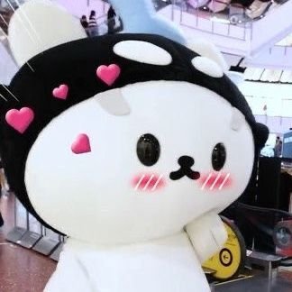 cmart138's profile picture. multi-fandom | TXT | TWS | BND | #ficcmart | DMไม่ตอบให้mentionมาได้เลยค่ะ #รีวิวให้cmart